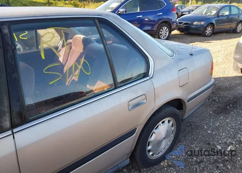 1992 Honda Accord Ex from USA, damaged, VIN 1HGCB7674NA024910